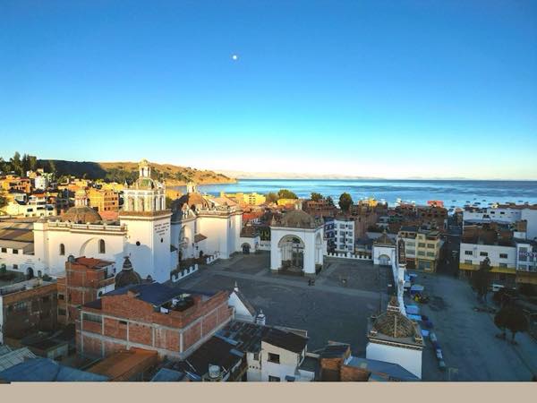 Hostel exterior with clear view